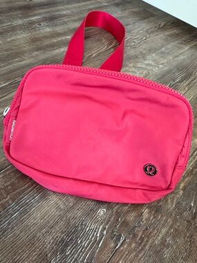 lululemon athletica Hot Pink Waist Pack